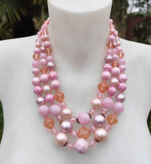 Collier rose